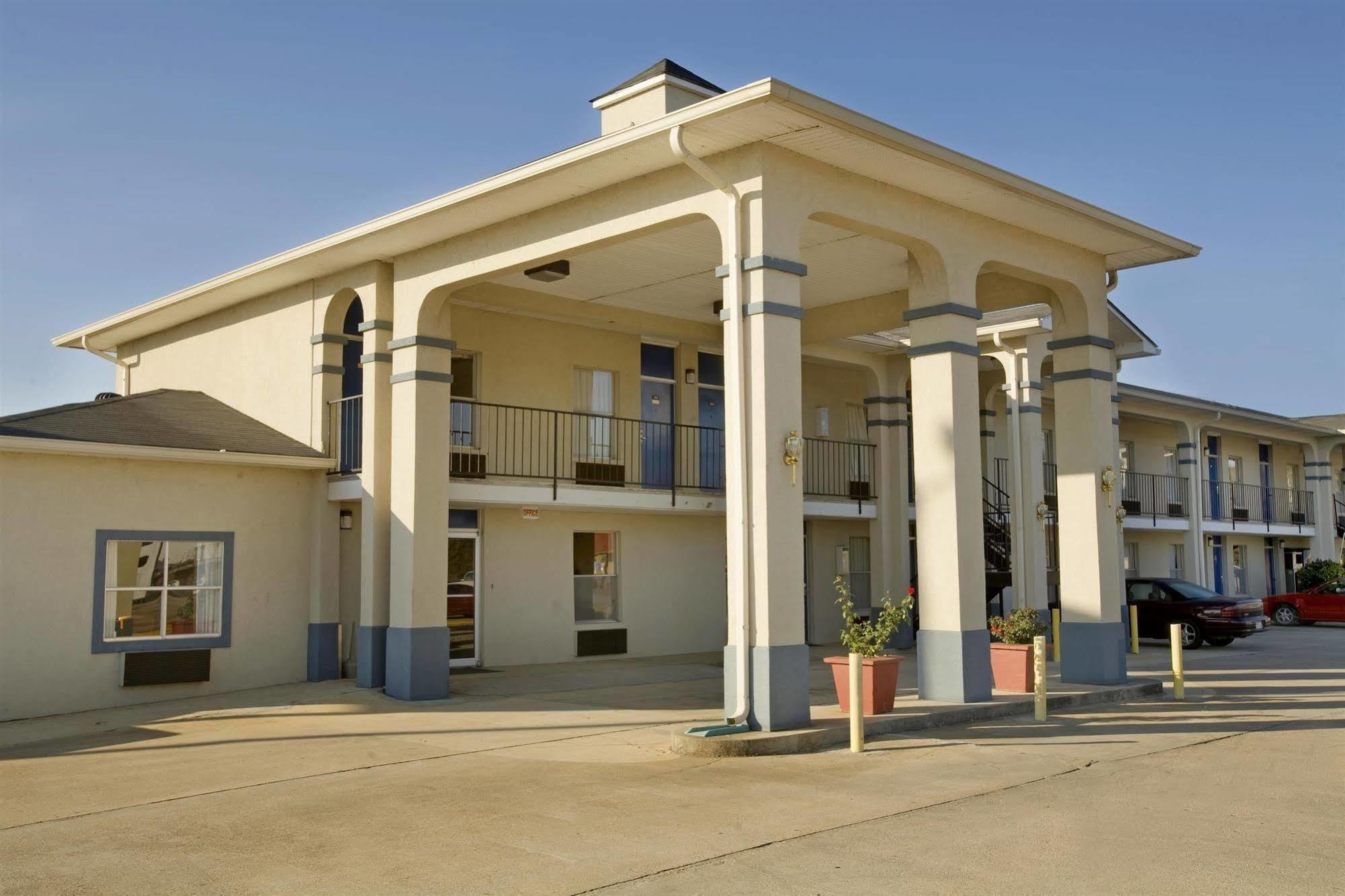 Americas Best Value Inn - Monroeville Extérieur photo